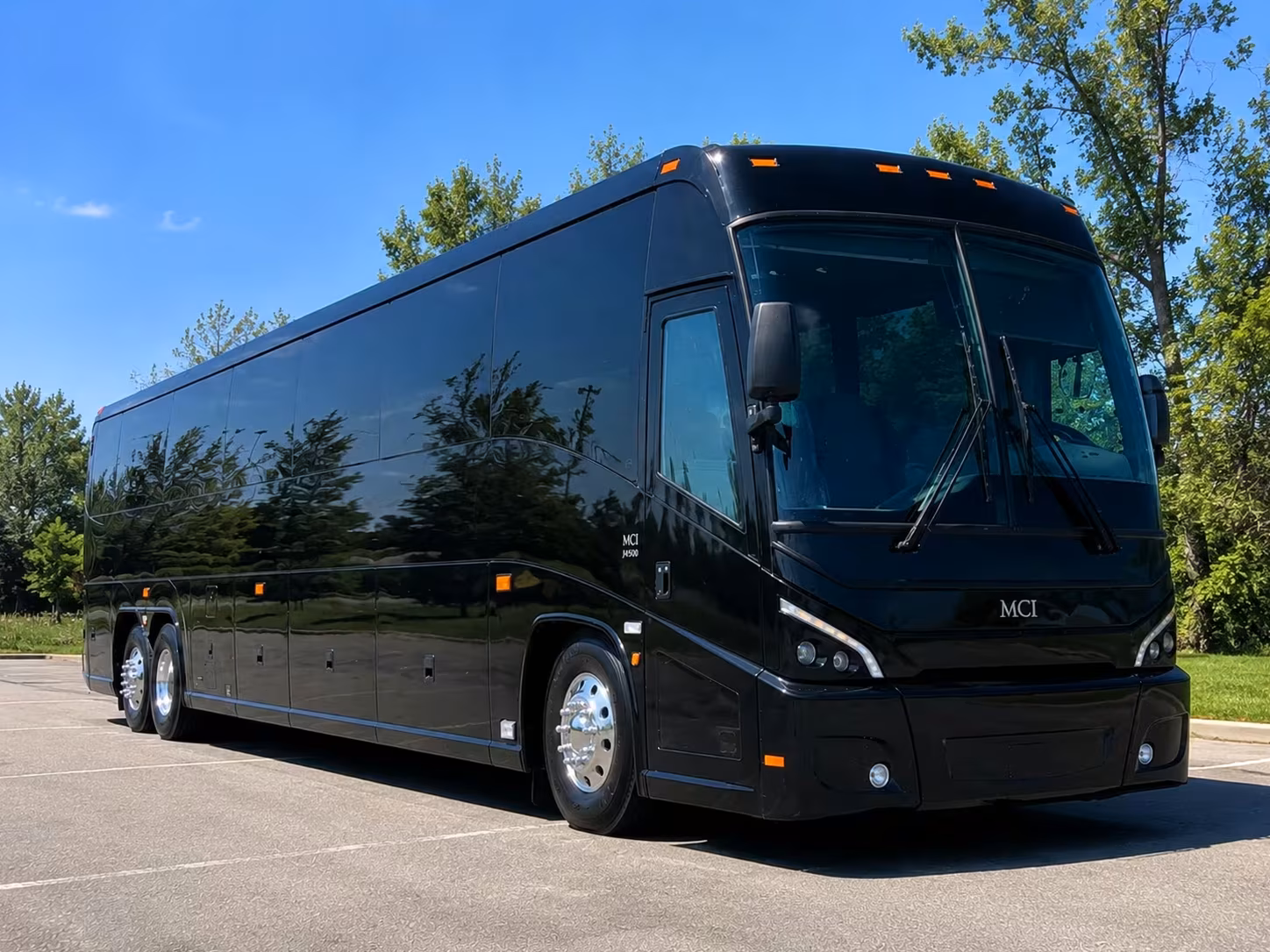detroit red wings game day shuttles from sterling heights