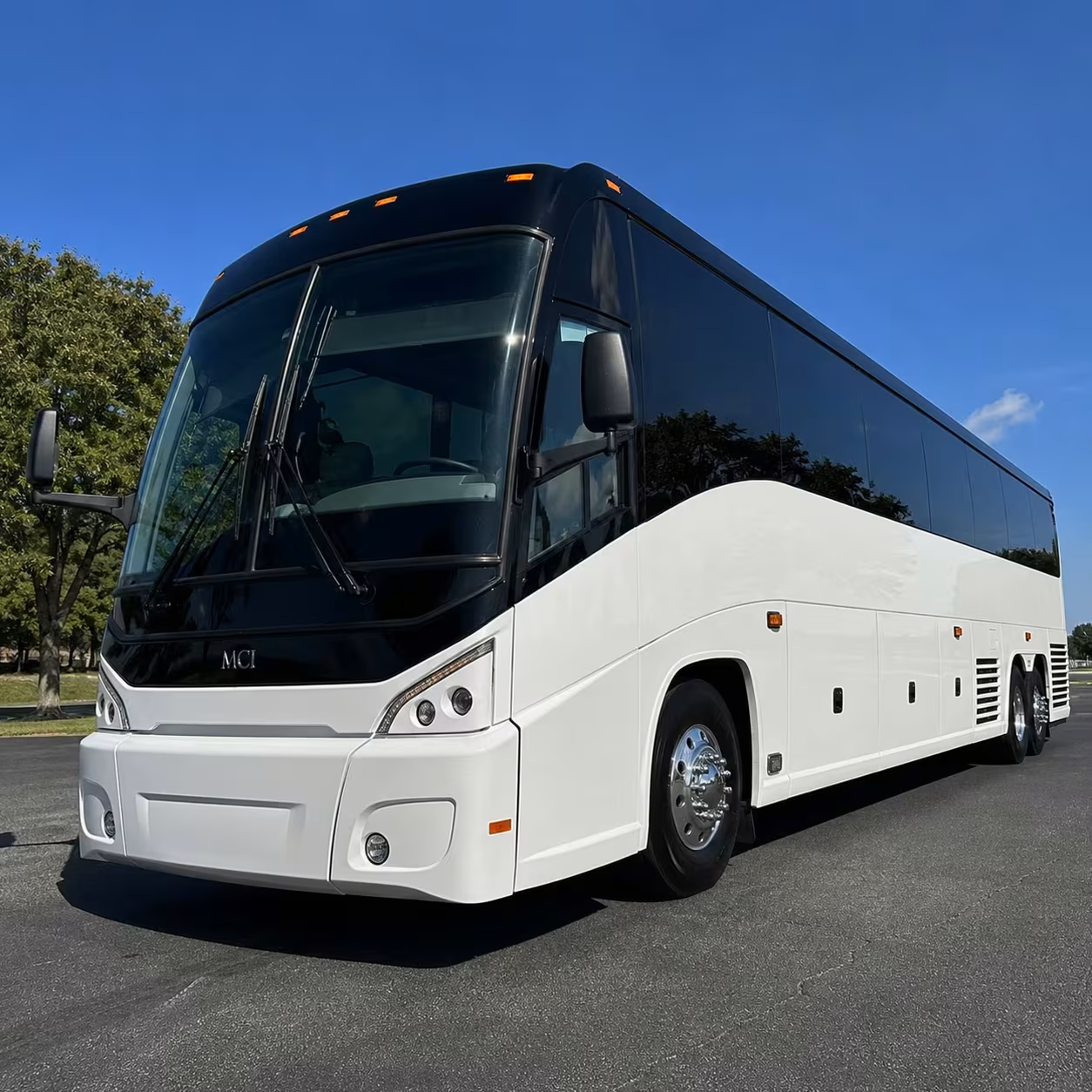 employee shuttle buses for sterling heights workplaces