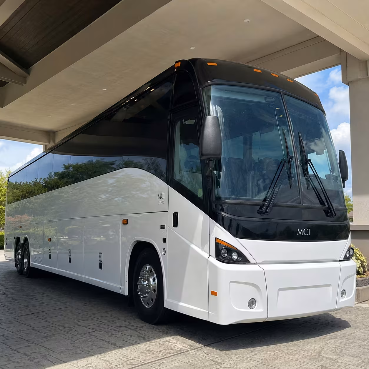 sterling heights bus rentals for government events and conferences