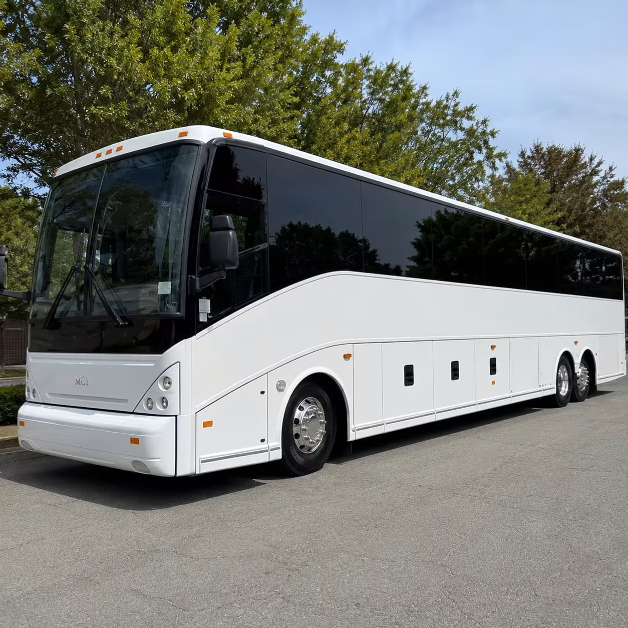 sterling heights shuttle buses to smart stops and commuter pickups
